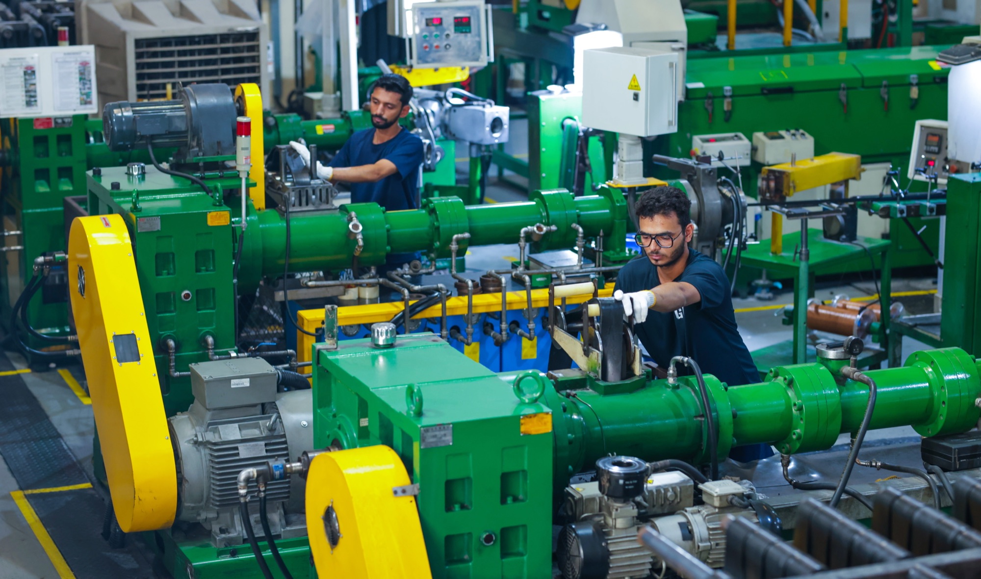 Rubber Extrusion Process 2