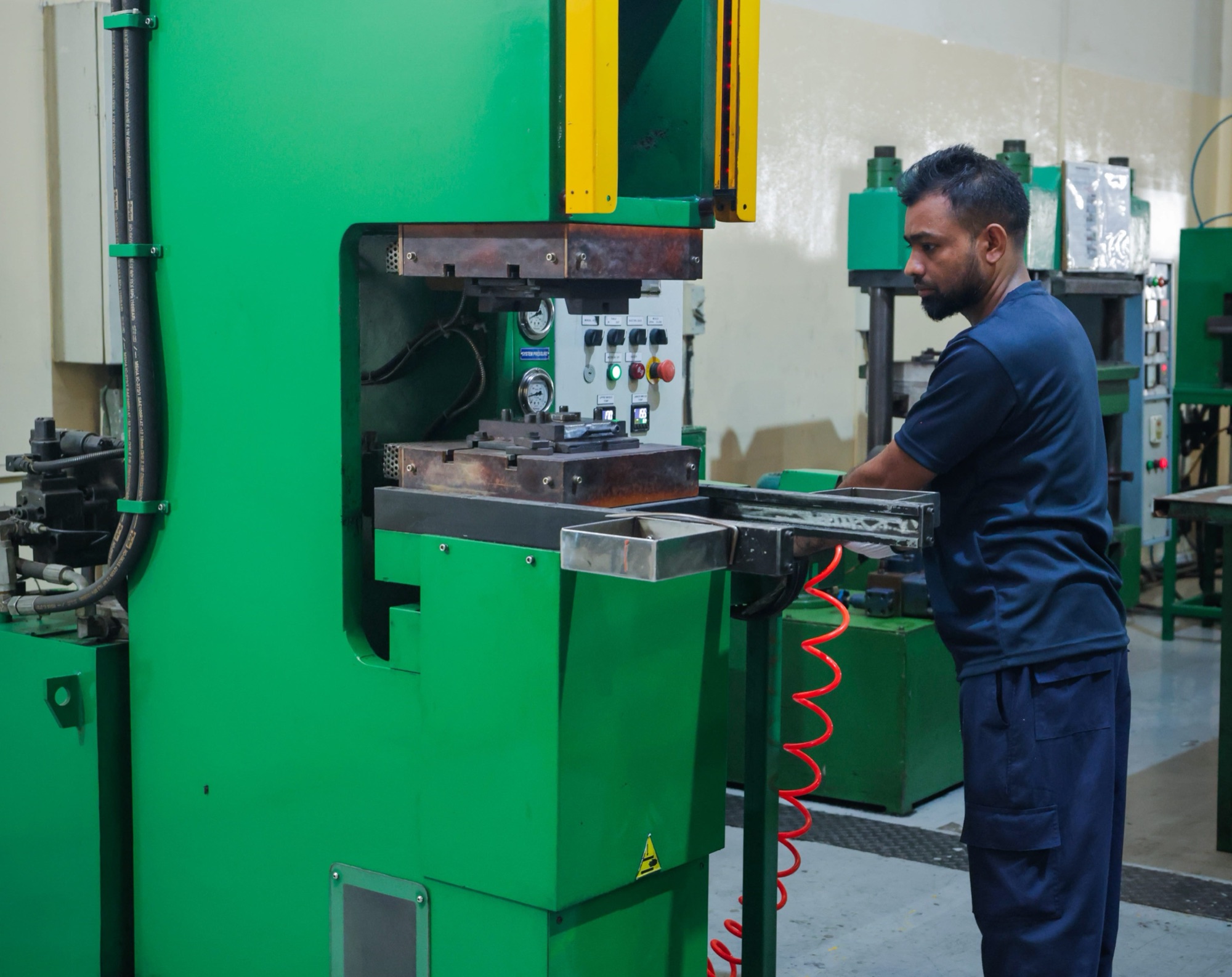 Rubber Molding Process 1