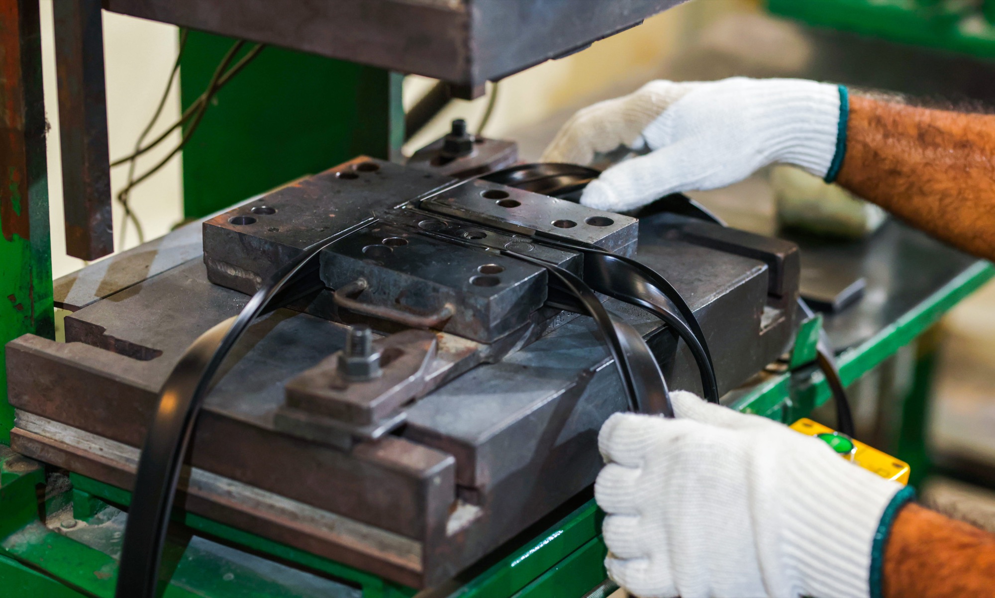 Rubber Molding Process 2