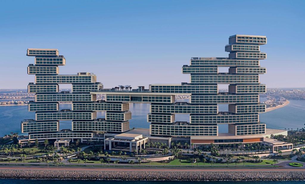 Royal Atlantis